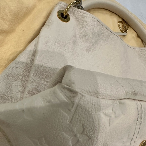 Louis Vuitton Artsy Empreinte in Neige - Picture 4 of 13